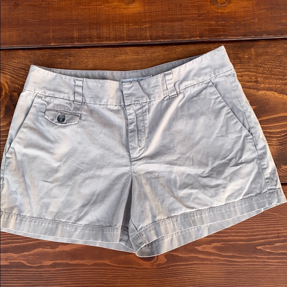 LOFT shorts size 6